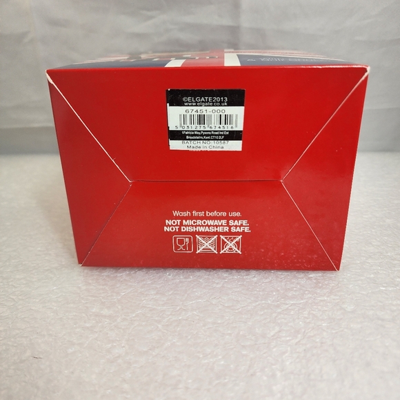 Beefeater Ceramic Egg Cup with Spoon & Salt Shaker - Picture 12 of 12